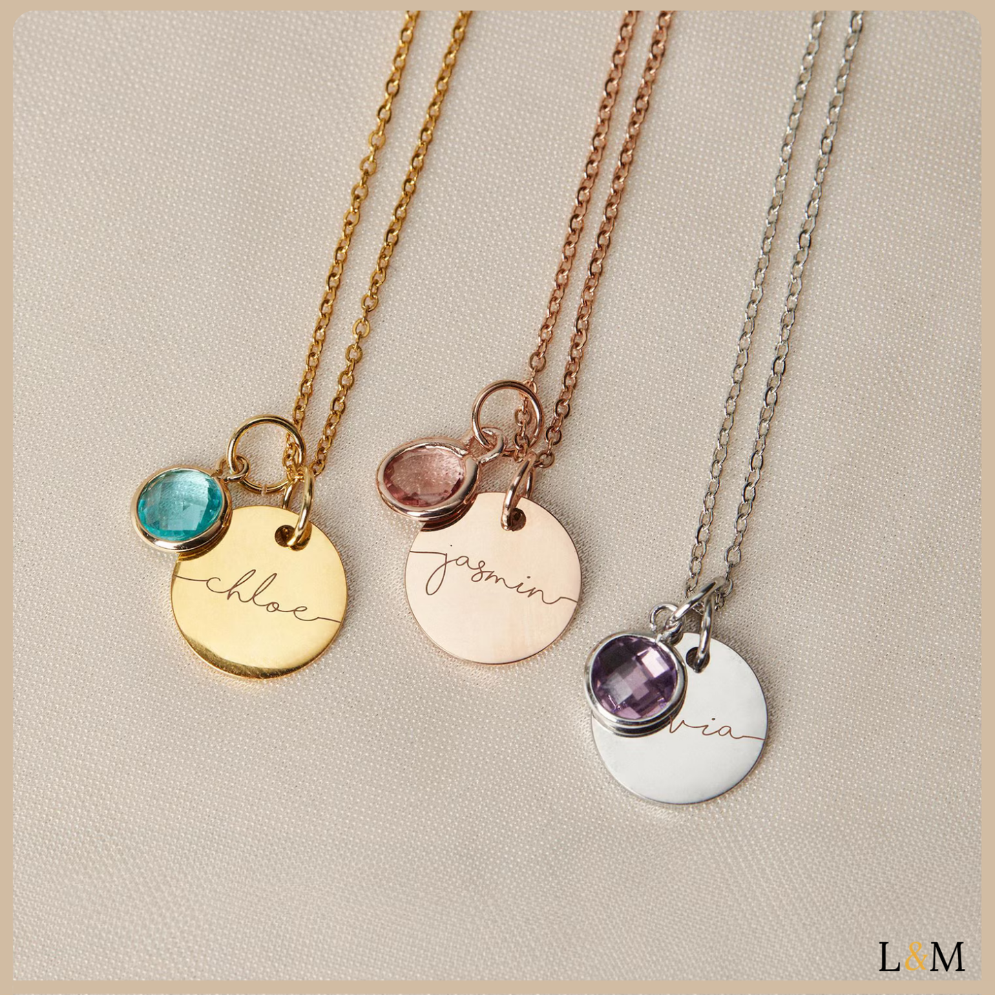 Collar con piedra de nacimiento y nombre grabado