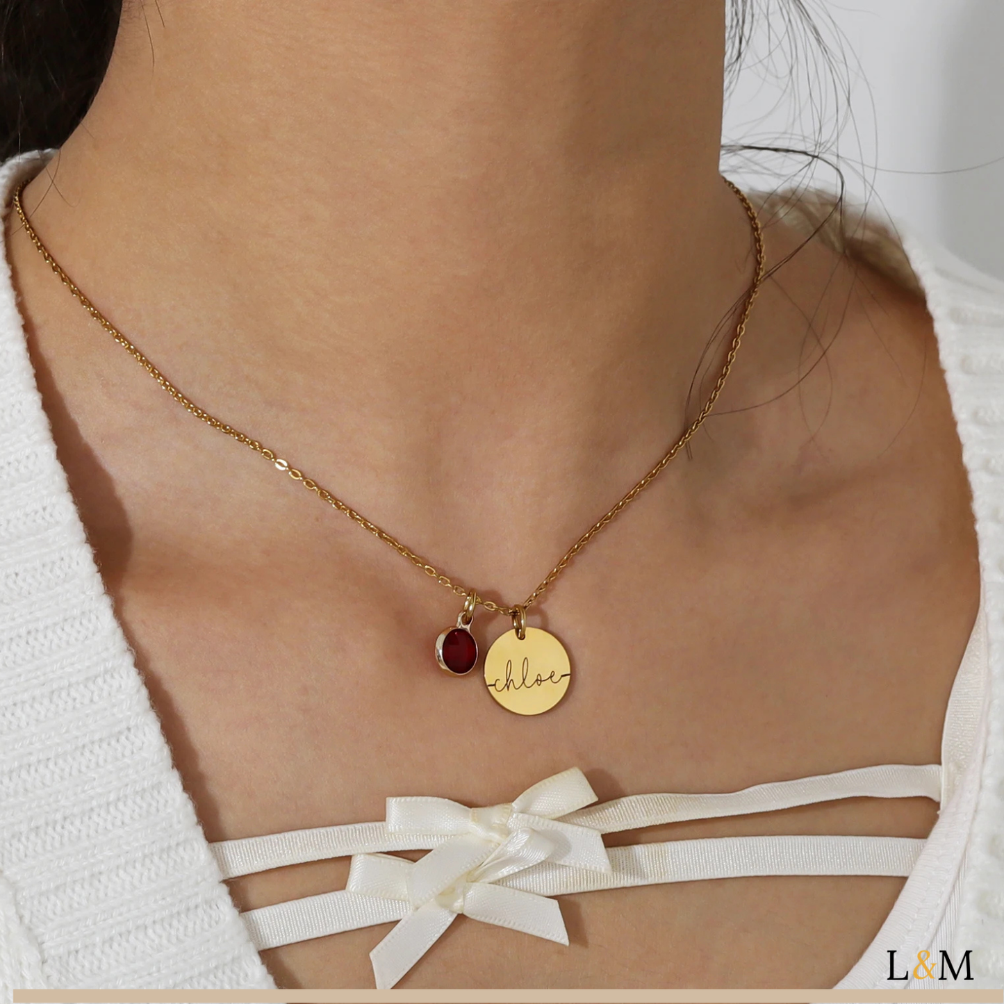 Collar con piedra de nacimiento y nombre grabado