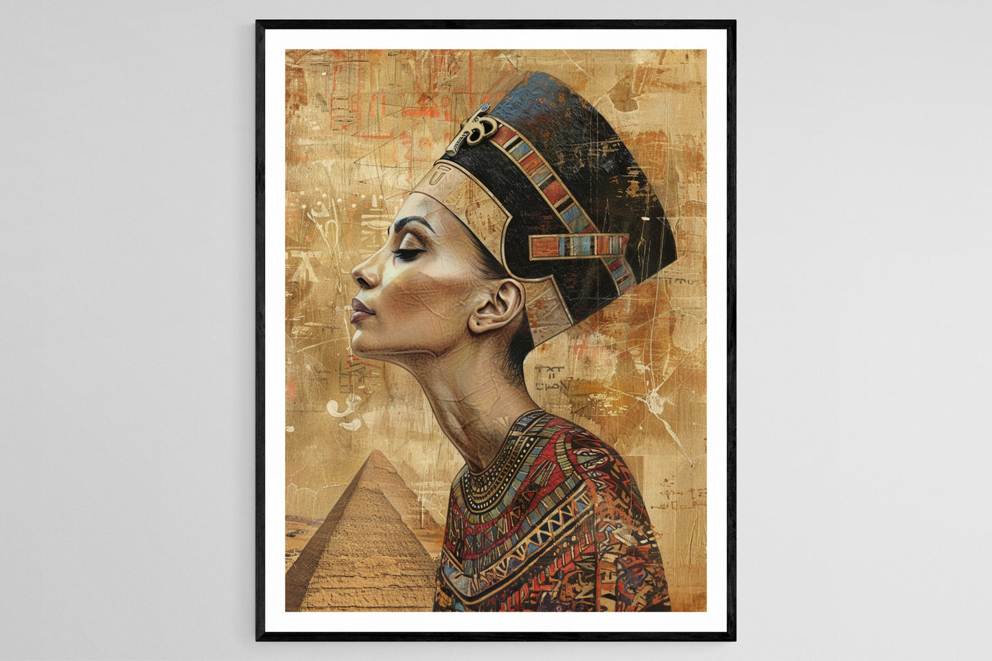 Affiche Nefertiti – Portrait de la Reine Égyptienne avec Symboles Anciens
