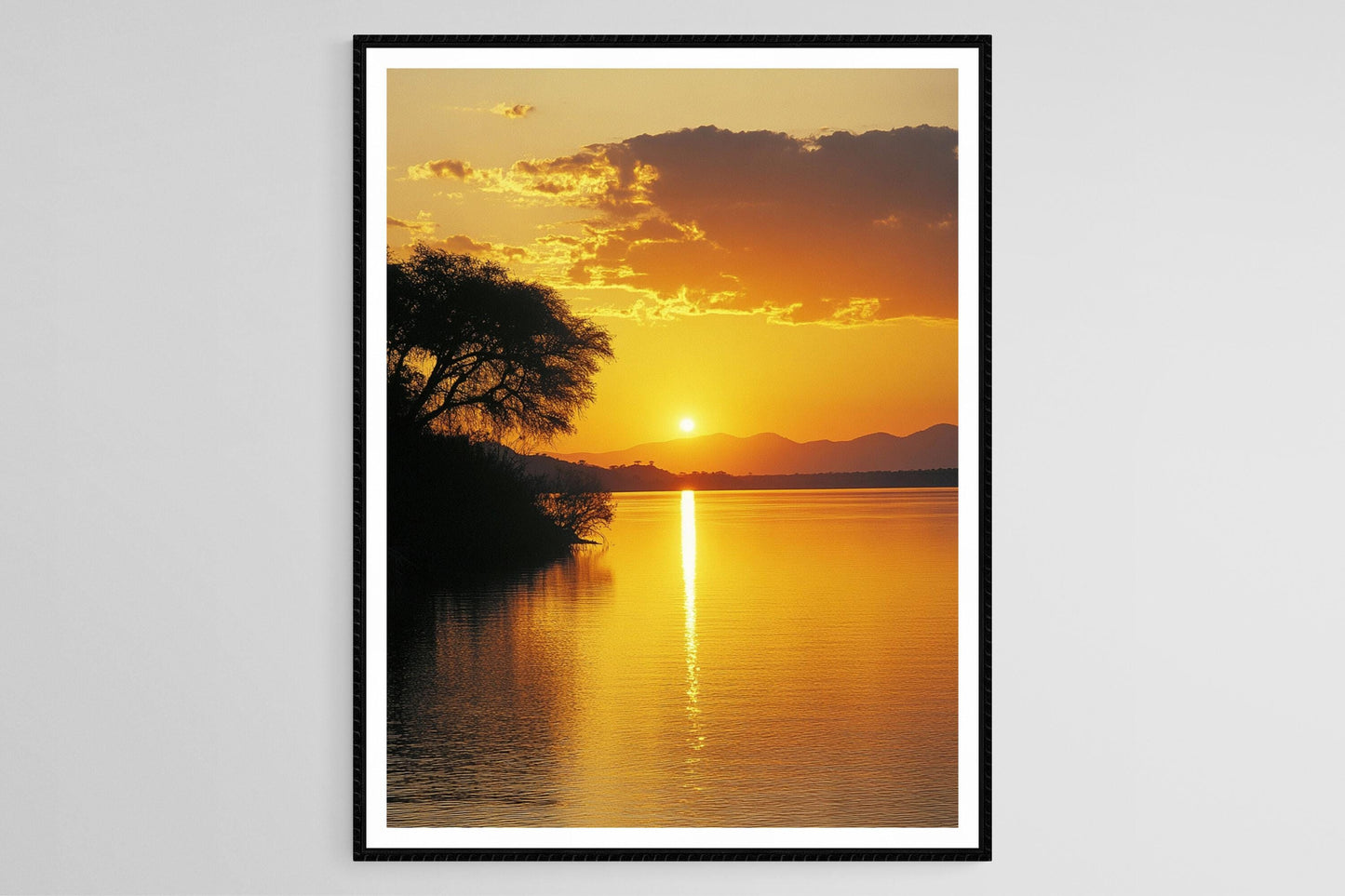 Affiche Lac Kariba – Impression d'un Réservoir Élargi avec Côtes Rugueuses