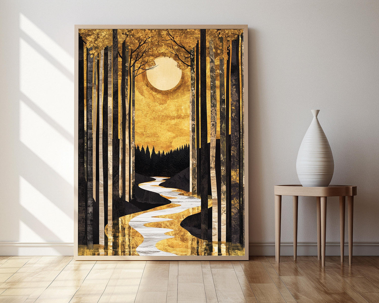 Affiche Forêt Inspirée de Klimt – Poster Arbres Dorés et Rivière Éclatante