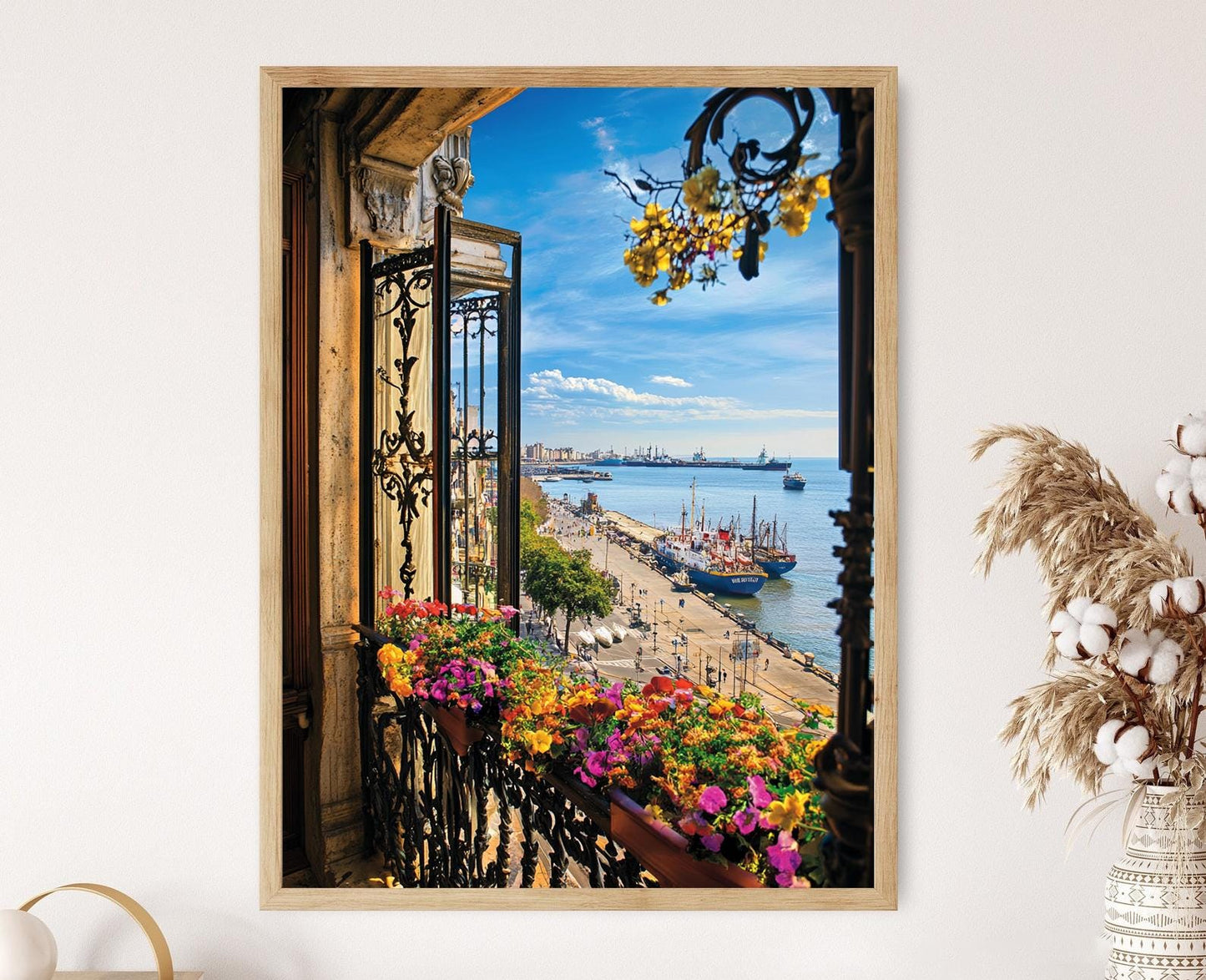 Affiche Montevideo Uruguay – Poster Vue de Port et Fleurs