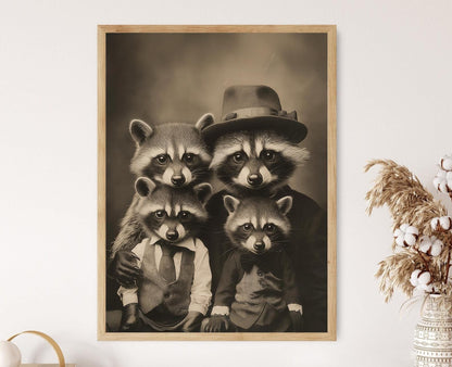 Affiche Vintage de Famille de Raton Laveur – Art Animalier Sépia