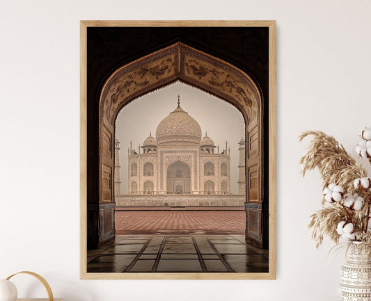 Affiche Énigmatique du Taj Mahal – Art Murale Indienne en Brume