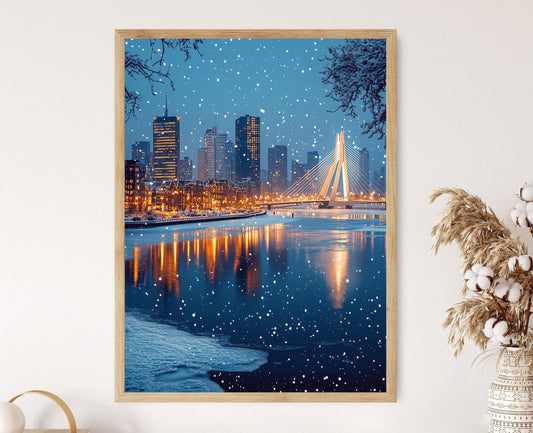 Affiche Rotterdam Hiver – Poster Paysage Neigeux et Erasmus Bridge