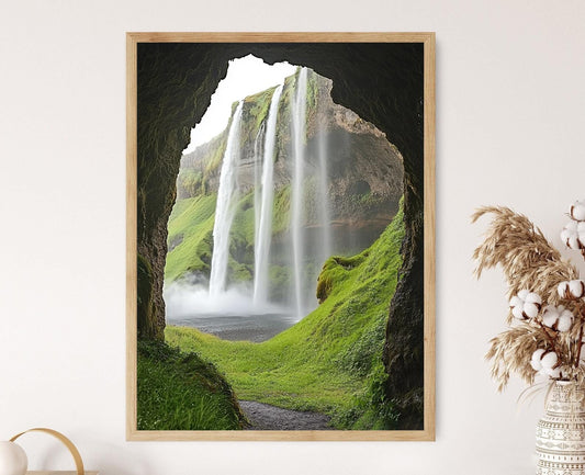 Affiche Seljalandsfoss – Impression d'une cascade verdoyante en Islande