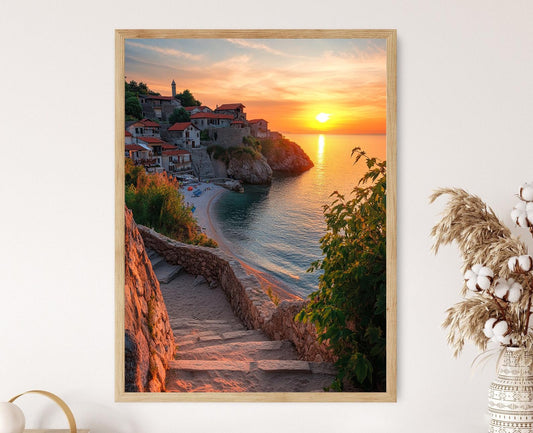 Affiche Coucher de Soleil à Ulcinj – Poster Vibrant de la Côte Méditerranéenne