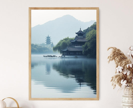 Affiche Lac de l'Ouest de Hangzhou – Poster Pagodes Traditionnelles et Eaux Calmes