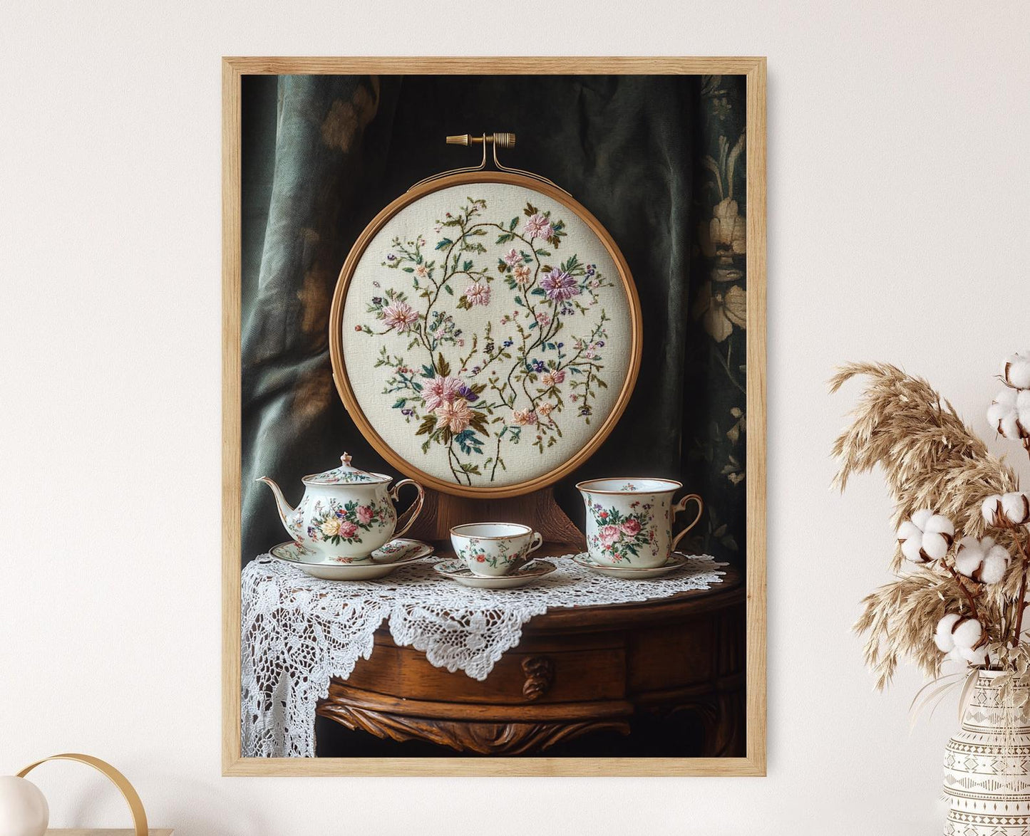 Affiche Broderie bosniaque – Poster décor floral dans un cerceau en bois