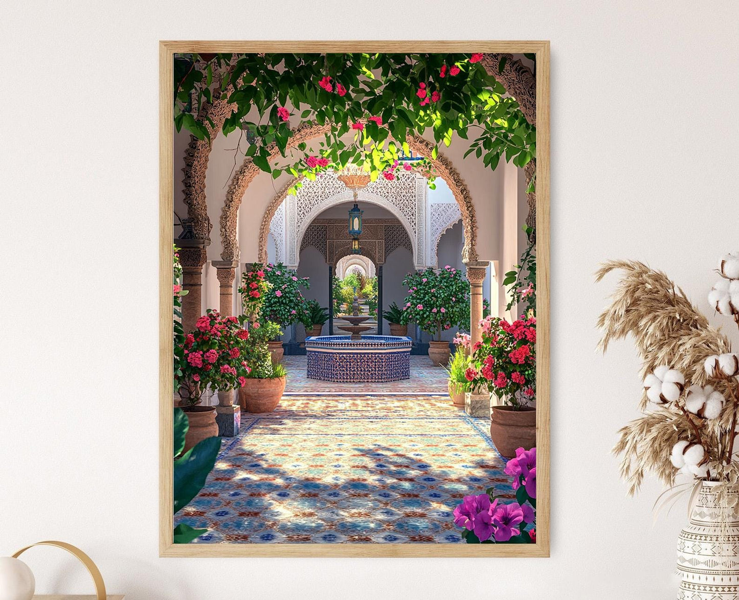Affiche Grenade – Poster Fontaine nasride, arcs en stuc et géraniums
