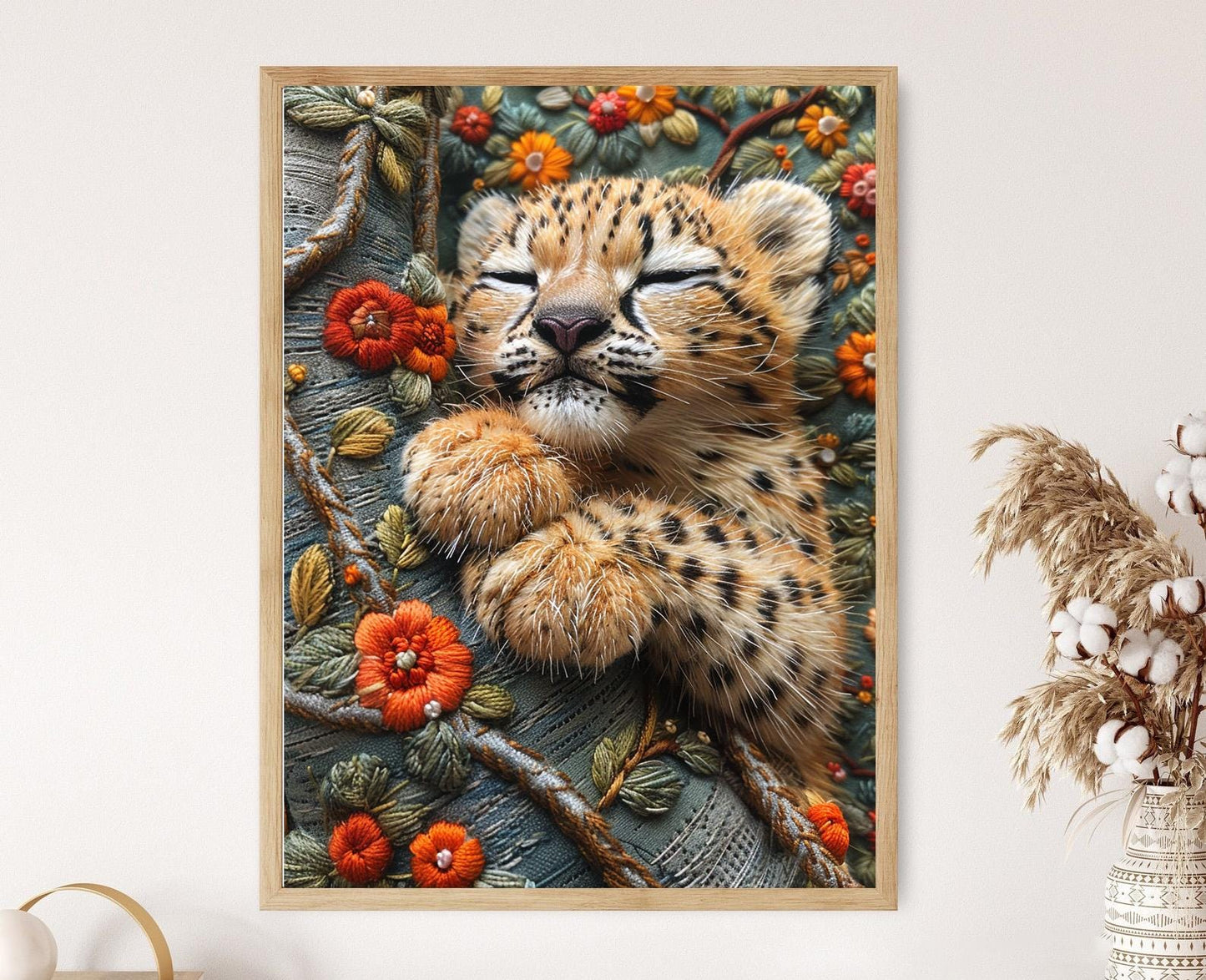 Affiche Léopard des Neiges – Poster Peinture Brodée Colorée et Animée